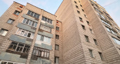 В Коми полиция выявила ребёнка на балконе без присмотра взрослых