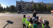 В Усинске инспектор ГИБДД провела занятие по ПДД для дошкольников