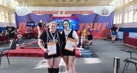 Рекорды и медали: триумф спортсменок из Коми на чемпионате России по пауэрлифтингу